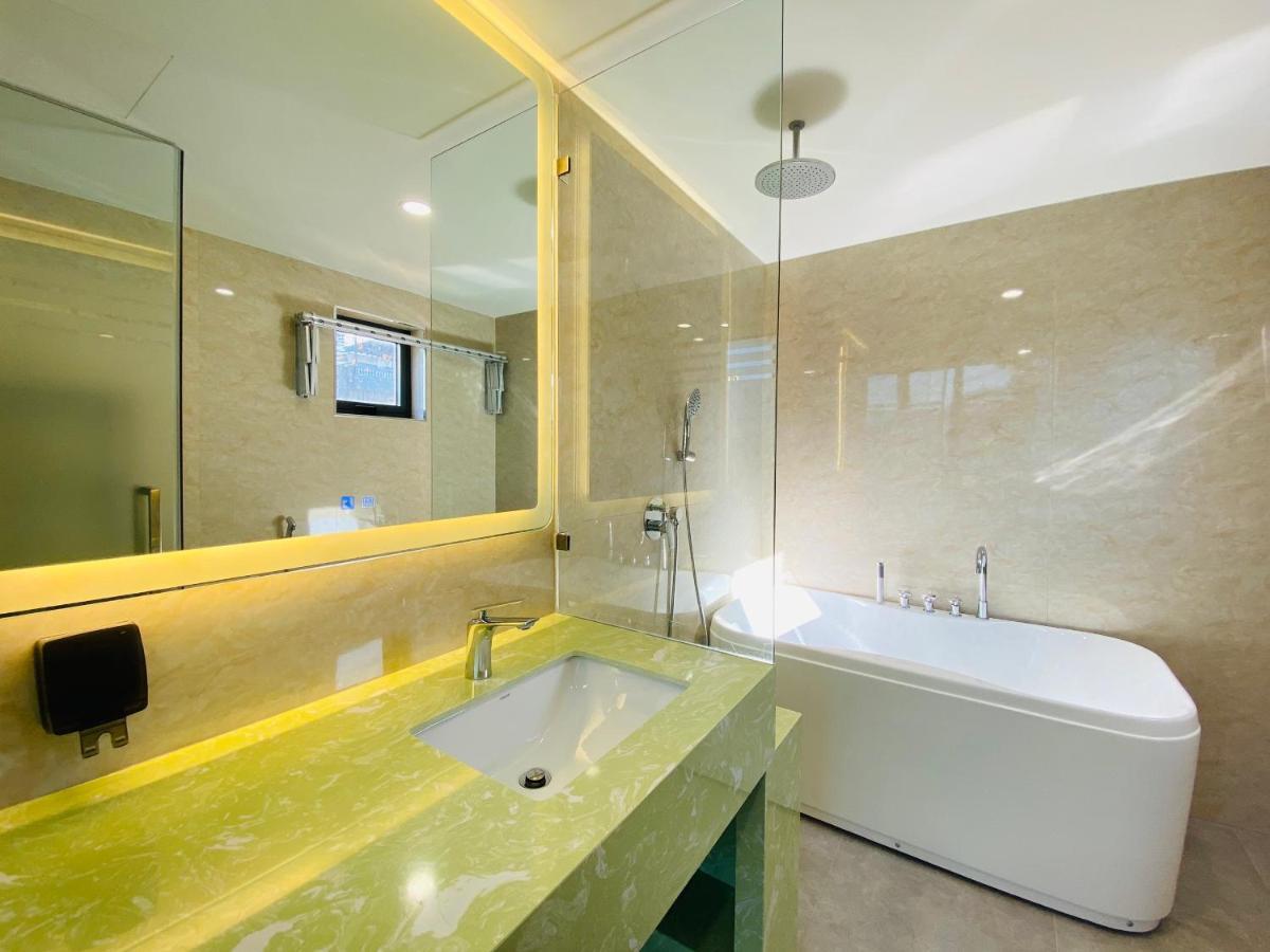NAM Hotel&Residences Da Nang Exterior foto